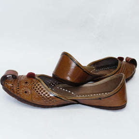 Punjabi Jutti Heavy Leather Pom Pom Work2517