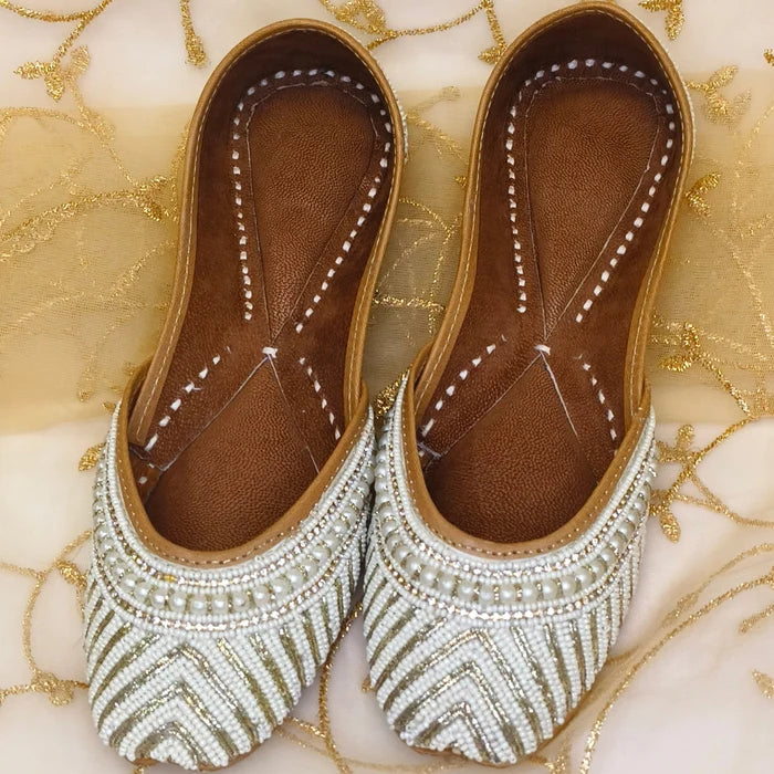 Punjabi Jutti Heavy Pearl Work 20260345