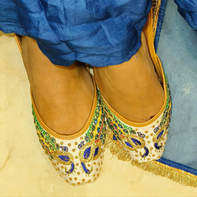 Punjabi Jutti blue stone Peacock Work2502