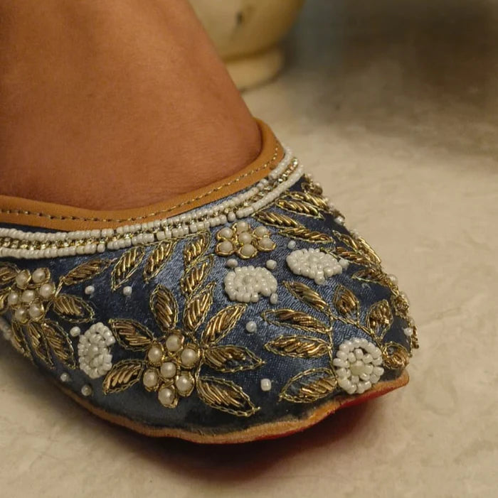 punjabi jutti heavy pearl work 20260343
