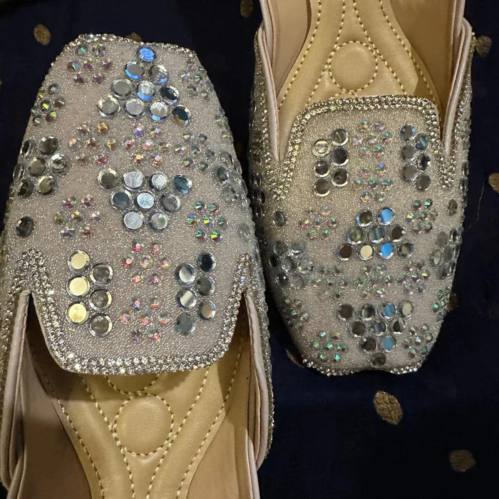 Punjabi Jutti heavy flower pearl side cut work  20260326