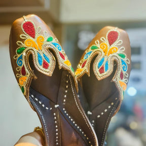 Punjabi Jutti pakisatni upper leather work20260350
