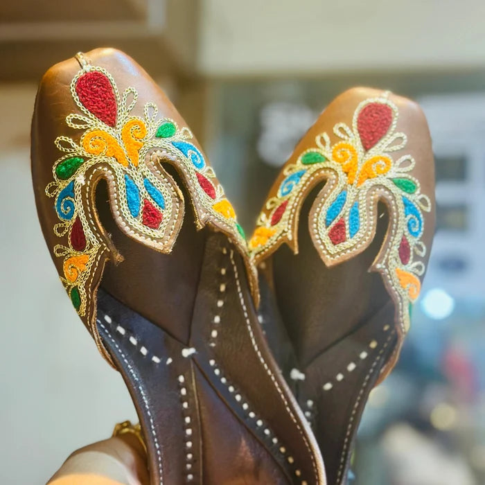 Punjabi Jutti pakisatni upper leather work20260350