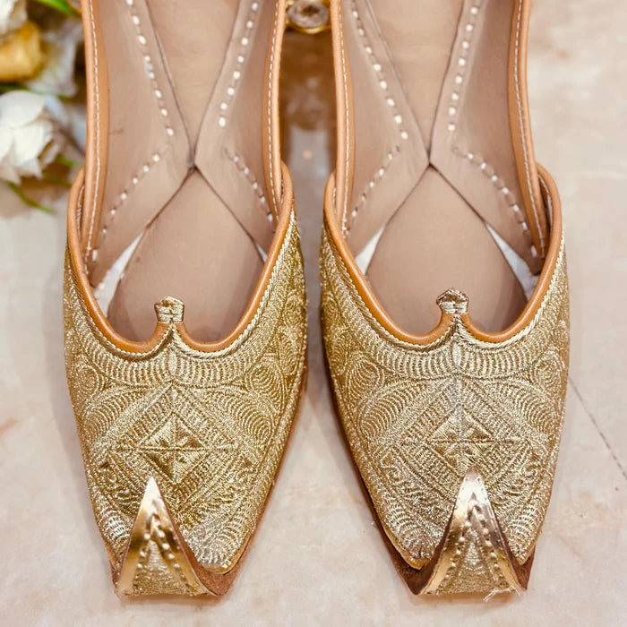 Punjabi Jutti pakisatni tilla upper leather work2060354