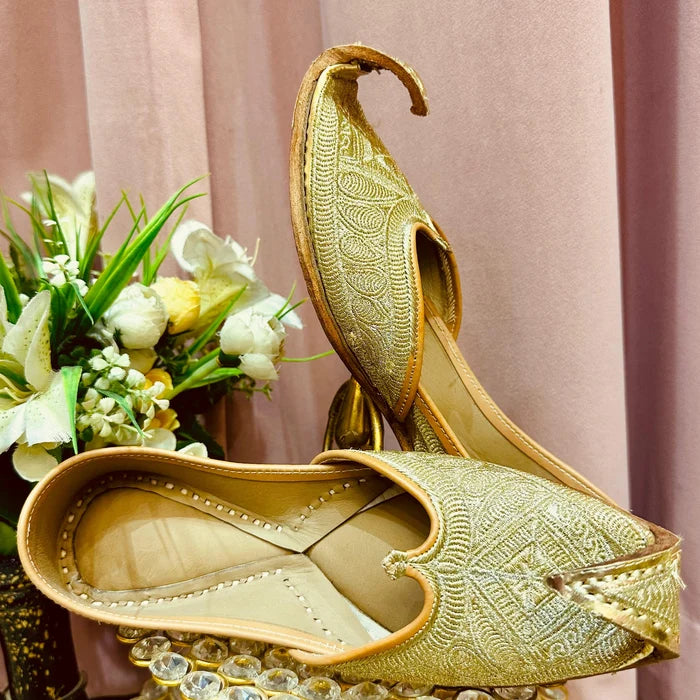 Punjabi Jutti pakisatni tilla upper leather work2060354