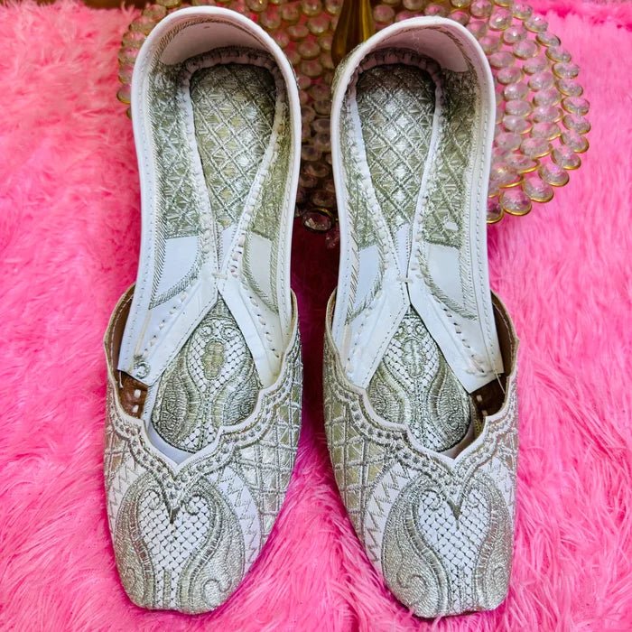 Punjabi Jutti pakisatni tilla upper leather work2026352