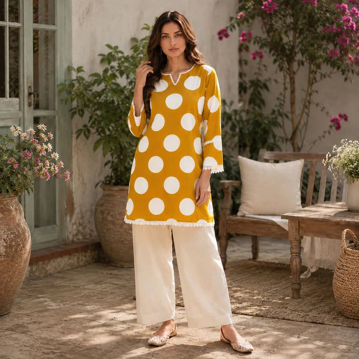 FANCY CLOTHES 0135