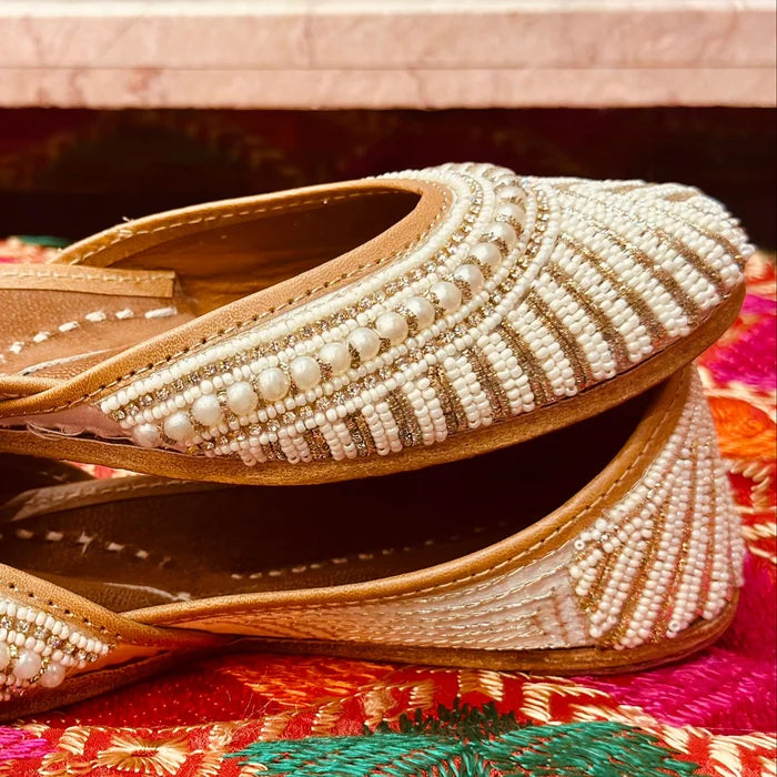 Punjabi Jutti Heavy Pearl Work 20260345