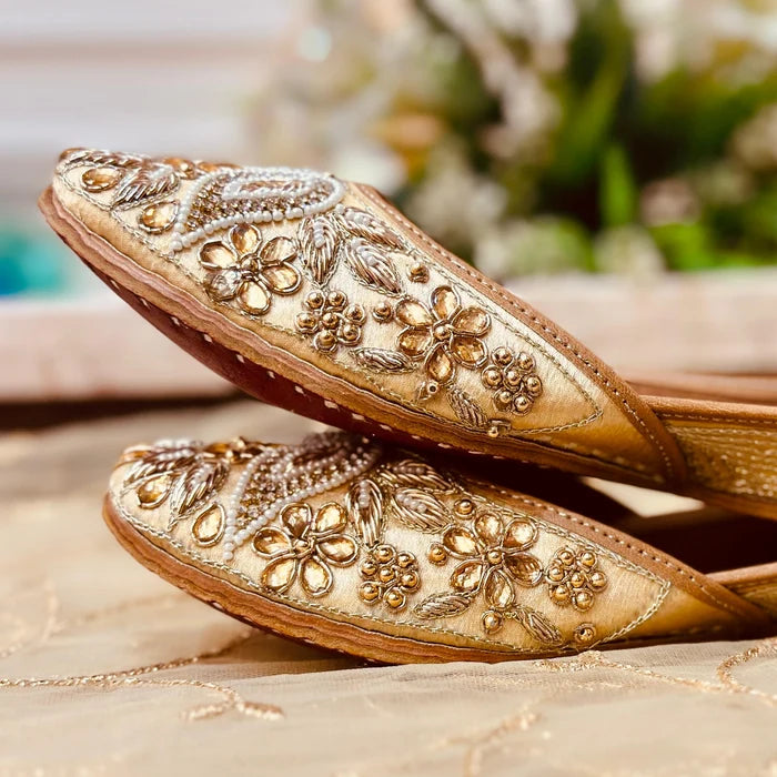 Punjabi Jutti two leaf stone work JMania 20260342