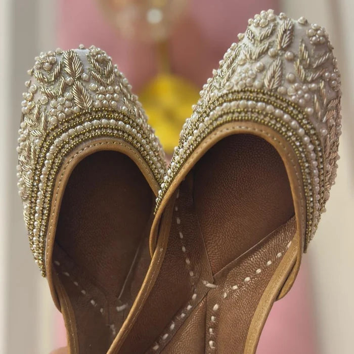 Punjabi Jutti pearl work 20260344