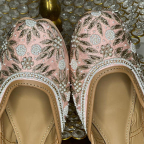 Punjabi Jutti Heavy Pearl Work2808