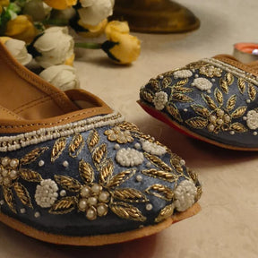 punjabi jutti heavy pearl work 20260343