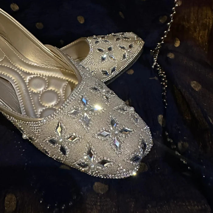 Punjabi Jutti heavy flower pearl side cut work 20260324
