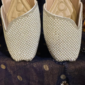 Punjabi Jutti heavy stone side cut work 20260360