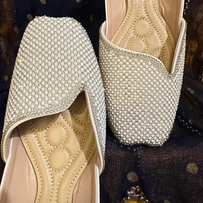 Punjabi Jutti heavy stone side cut work 20260360