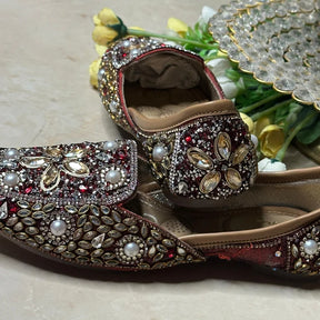 Punjabi Jutti heavy mirror work (MRN)20260334