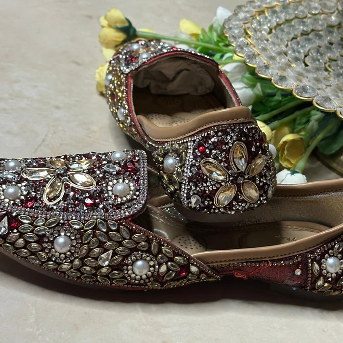 Punjabi Jutti heavy mirror work (MRN)20260334