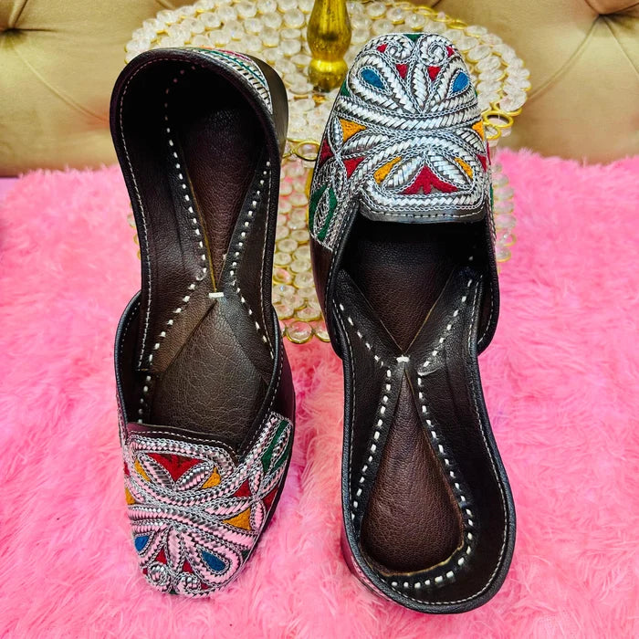 Punjabi Jutti casual wear jeans 20260318