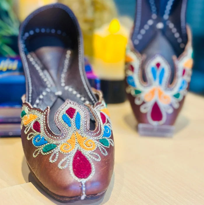 Punjabi Jutti pakisatni upper leather work20260350