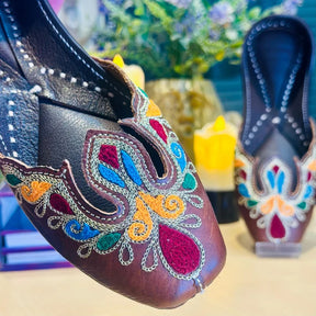 Punjabi Jutti pakisatni upper leather work20260350