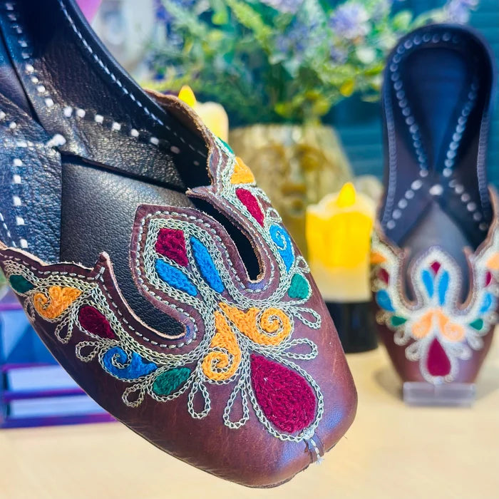 Punjabi Jutti pakisatni upper leather work20260350