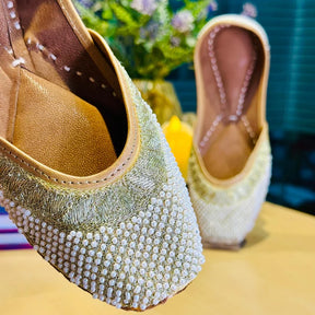 Punjabi Jutti pearl work 20260346