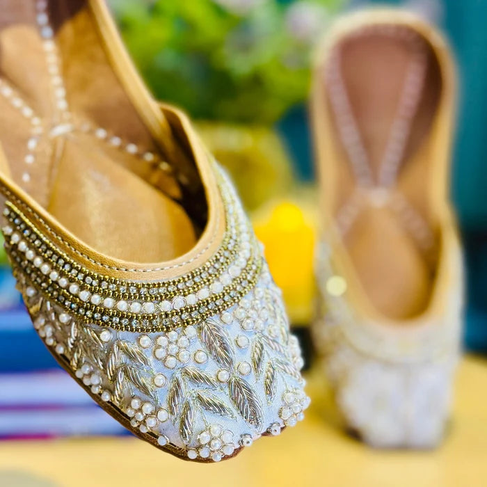 Punjabi Jutti pearl work 20260344